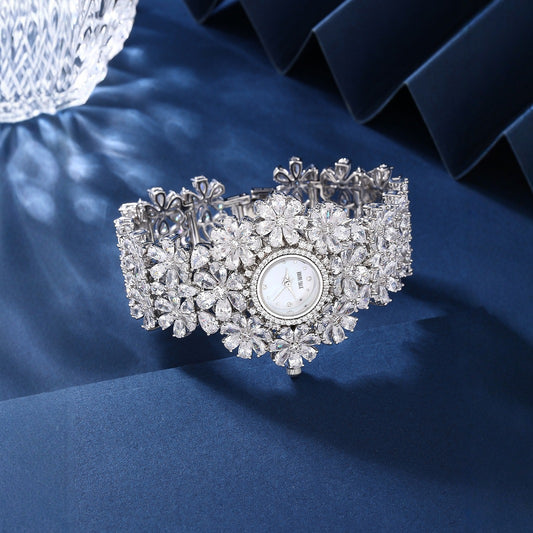 Niche Design Exquisite Full Zircon Starry Sky Temperament Watch Women's Simple Fashion European and American Style